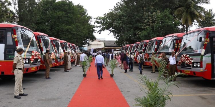 ‘ಒಂದು ನಿಗಮ ಹತ್ತಾರು ಕಾರ್ಯ..’ KSRTC ಪಾಲಿಗೆ ಸಂಭ್ರಮ.. ನಿಗಮದ ನೌಕರ ವೃಂದಕ್ಕೆ ಬಂಪರ್..