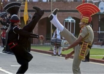 ವಾಘಾ ಗಾಡಿಯಲ್ಲಿ ಹೀಗೊಂದು ‘ಬೀಟಿಂಗ್ ರಿಟ್ರೀಟ್’ ರೋಮಾಂಚನ