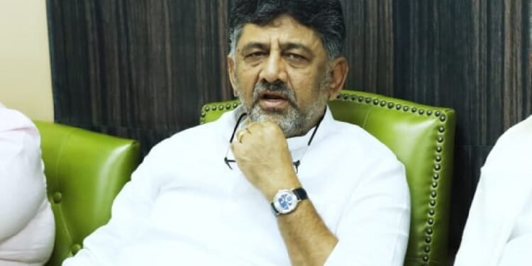 ಮೇಕೆದಾಟು ವಿಚಾರ; ದೆಹಲಿಯಲ್ಲಿ ಹೋರಾಟ ಮಾಡಿ ಎಂದು ಕರೆ ನೀಡಿದ ಡಿಕೆಶಿ