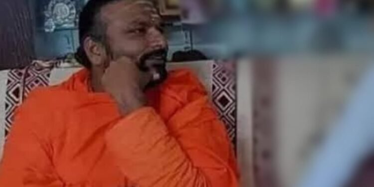 ಟಿಕೆಟ್‌ಗಾಗಿ ಕೋಟಿ ಡೀಲ್; ಸಿಸಿಬಿ ಯಶಸ್ವಿ ಕಾರ್ಯಾಚರಣೆ; ಹಾಲಶ್ರೀ ಸ್ವಾಮಿ ಕೊನೆಗೂ ಸೆರೆ.