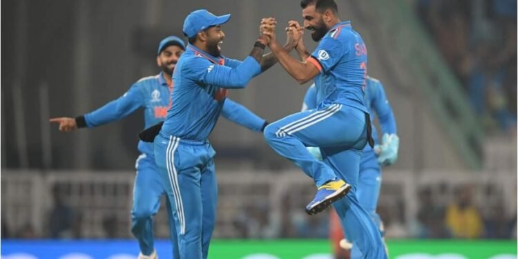 ವಿಶ್ವಕಪ್ ಕ್ರಿಕೆಟ್: ಸೆಮಿಫೈನಲ್ಸ್ ಪ್ರವೇಶಿಸಿದ ಟೀಮ್ ಇಂಡಿಯಾ