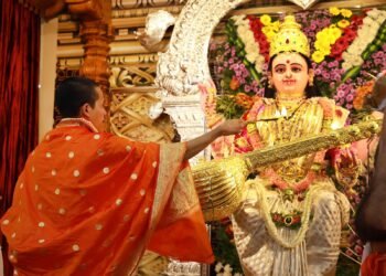 ಮಂಗಳೂರು ಶಾರದೋತ್ಸವ ಶತಮಾನೋತ್ಸವ.. ಕಣ್ಮನ ಸೆಳೆದ ವಿಗ್ರಹ