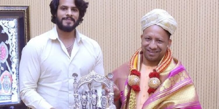 ರಾಮ-ಲಕ್ಷ್ಮಣ-ಸೀತೆ ವಿಗ್ರಹ ಗಿಫ್ಟ್ ಹಿಂದಿದೆ ನಿಖಿಲ್ ಗುಟ್ಟು