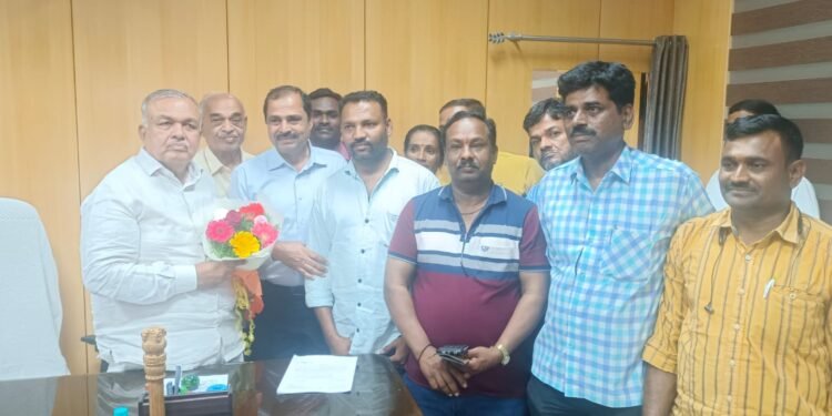BMTC ನೌಕರರು ನಿರಾಳ.. ಸಚಿವ ರಾಮಲಿಂಗ ರೆಡ್ಡಿಗೆ KSRTC ನಿಗಮಗಳ ನೌಕರರ ಫೆಡರೇಷನ್ ಅಭಿನಂದನೆ