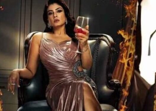 ಮಾದಕ ನಟಿಯ ‘ಕರ್ಮ ಕಾಲಿಂಗ್’ ವಿಡಿಯೋಗೆ ಮುಗಿಬಿದ್ದ ನೆಟ್ಟಿಗರು