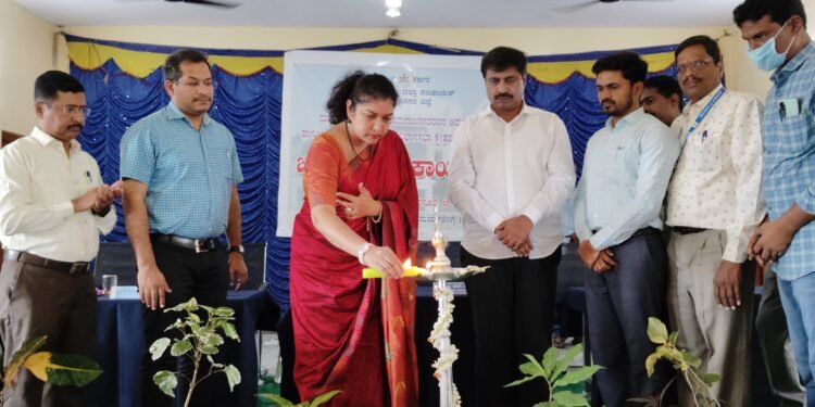 ಅನನ್ಯ ‘ಜನತಾ ದರ್ಶನ’; ಗಡಿ ಜಿಲ್ಲೆಯ ಸಮಸ್ಯೆಗಳಿಗೆ ಸ್ಪಂಧಿಸಿದ ಡಿಸಿ; ‘ತಕ್ಷಣದ ಪರಿಹಾರ’ದ ನಡೆ