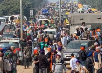 ಹೋರಾಟ ಅರ್ಥಪೂರ್ಣ, ಆದರೆ ಸಂದರ್ಭ ಸರಿಯಿಲ್ಲ.. ತೊಂದರೆ ತಪ್ಪಿಸಲು ‘ಬಂದ್’ ಕೈಬಿಡಿ ಎಂದು ರೈತ ಸಂಘಟನೆಗಳಿಗೆ ಸಾರ್ವಜನಿಕರ ಆಗ್ರಹ