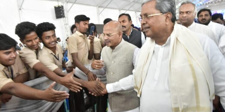 ಉದ್ಯೋಗ ಮೇಳದಲ್ಲಿ 75 ಸಾವಿರ ಆಕಾಂಕ್ಷಿಗಳಿಂದ ಹೆಸರು ನೋಂದಣಿ; ಲಕ್ಷ ಉದ್ಯೋಗ ಗುರಿ