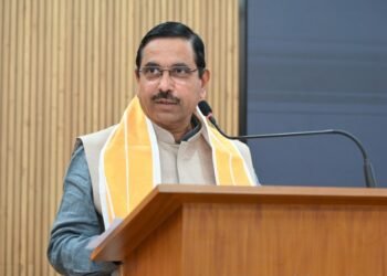 ‘ಪಾಕಿಸ್ತಾನ್ ಜಿಂದಾಬಾದ್’ ಘೋಷಣೆ ವಿವಾದ: ಸಿಎಂ ಕ್ಷಮೆಯಾಚನೆಗೆ ಪ್ರಲ್ಹಾದ್ ಜೋಶಿ ಆಗ್ರಹ