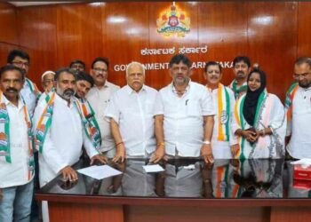 ಕಾಂಗ್ರೆಸ್ ಕಚೇರಿಯಾಗಿ ಮಾರ್ಪಾಡಾಯಿತೇ ಡಿಸಿಎಂ ಕಚೇರಿ?