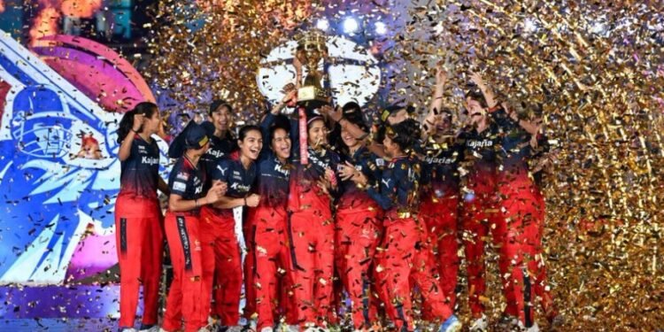 WPL 2024: ಚೊಚ್ಚಲ ಪ್ರಶಸ್ತಿ ಮುಡಿಗೇರಿಸಿಕೊಂಡ RCB ವನಿತೆಯರು