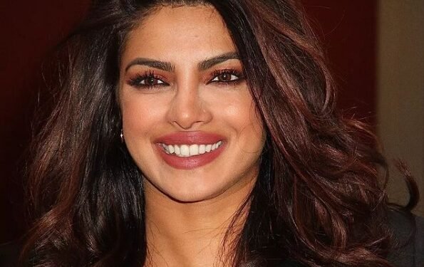 ಪ್ರಿಯಾಂಕಾ ಚೋಪ್ರಾ ಹೊಸ ಚಿತ್ರ “ದಿ ಬ್ಲಫ್” ನಲ್ಲಿ ಪೈರೇಟ್ ಆಗಿ ನಟಿಸಲಿದ್ದಾರೆ