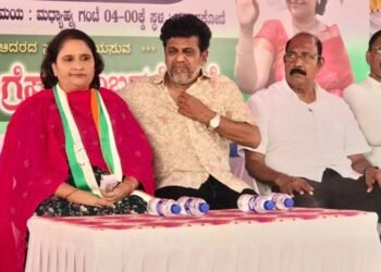 ಬಿಜೆಪಿಯಿಂದ ಹಿಂದುಳಿದವರಿಗೆ ನಿರಂತರ ಅನ್ಯಾಯ; ನಾರಾಯಣ ಗುರು ಟ್ಯಾಬ್ಲೋ, ಪಠ್ಯ ಕೈಬಿಟ್ಟರು.. ಈಶ್ವರಪ್ಪರನ್ನು ಮನೆಗೆ, ಕೇಜ್ರಿವಾಲರನ್ನು ಜೈಲಿಗೆ ಅಟ್ಟಿದರು..