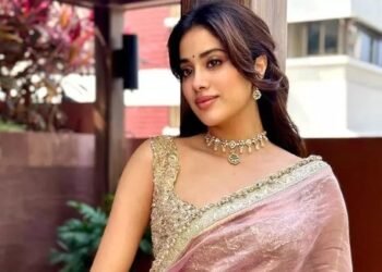 ಬಾಲಿವುಡ್ ನಲ್ಲಿ ‘ಮಿಸ್ಟರ್ & ಮಿಸಸ್ ಮಾಹಿ’ ಅವತಾರ ಶುರು