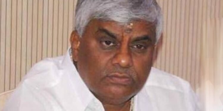 ಒಂದೆಡೆ ರೇವಣ್ಣ ಜಾಮೀನಿಗಾಗಿ ಕಾನೂನು ಹೋರಾಟ; ಅತ್ತ ಮೈಸೂರಿನಲ್ಲಿ ಮತ್ತೊಂದು ಕೇಸ್