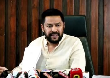 ವಾಲ್ಮಿಕಿ ನಿಗಮ ಕರ್ಮಕಾಂಡದ ಪ್ರತಿಧ್ವನಿ: ಸಚಿವ ಸ್ಥಾನಕ್ಕೆ ನಾಗೇಂದ್ರ ರಾಜೀನಾಮೆ