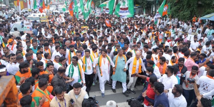 BJP-JDS ‘ಮೈಸೂರು ಚಲೋ’ ಭ್ರಷ್ಟ ಕಾಂಗ್ರೆಸ್ ಸರಕಾರವನ್ನು ಕಿತ್ತೊಗೆಯುವ ಶಕ್ತಿಎಂದ ವಿಜಯೇಂದ್ರ