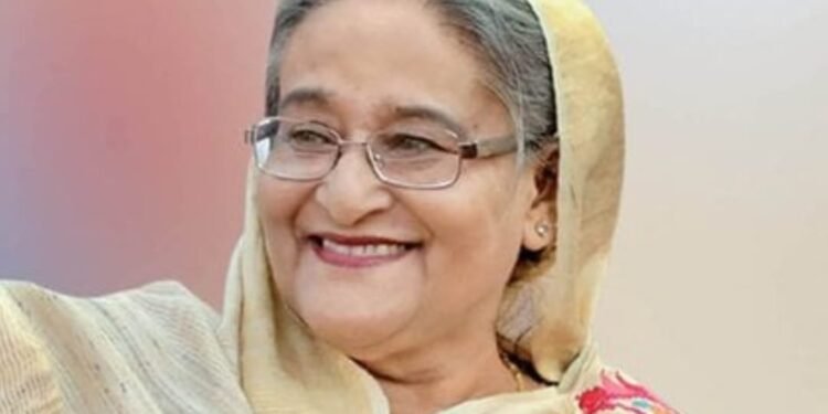 ಹಿಂಸಾತ್ಮಕ ಪ್ರತಿಭಟನೆಗೆ ಬೆಚ್ಚಿದ ಬಾಂಗ್ಲಾ ಪ್ರಧಾನಿ ಶೇಖ್ ಹಸೀನಾ ರಾಜೀನಾಮೆ