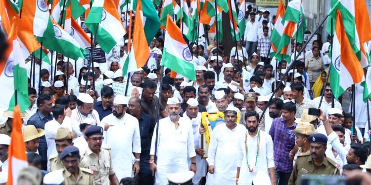 ಕೆಪಿಸಿಸಿಯಿಂದ ಜ್ಯೋತಿ ಸಹಿತ ಗಾಂಧಿ ನಡಿಗೆ ಕಾರ್ಯಕ್ರಮ