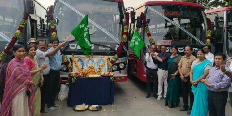 KSRTC: ದಸರಾ ವಿಶೇಷ ಬಸ್ ಕಾರ್ಯಾಚರಣೆಗೆ ಚಾಲನೆ