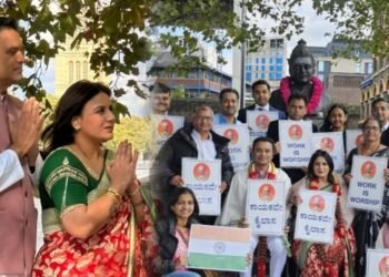 ಲಂಡನ್‌ನ ಲ್ಯಾಂಬೆತ್ ಬಸವೇಶ್ವರ ಪ್ರತಿಮೆಗೆ ನಟಿ ಪೂಜಾಗಾಂಧಿ ದಂಪತಿ ಗೌರವ; ಮುಂಗಾರು ಮಳೆ ಬೆಡಗಿಗೆ ಸಾಗರೋತ್ತರ ಕನ್ನಡಿಗರ ಸನ್ಮಾನ