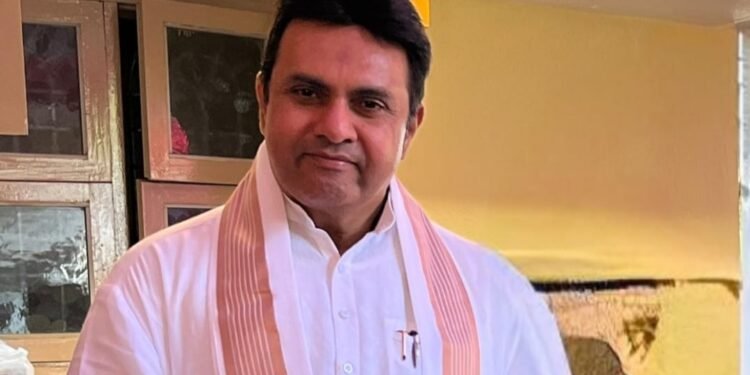 ಮಹಿಳೆಯನ್ನು ಮರಕ್ಕೆ ಕಟ್ಟಿ ಹಲ್ಲೆ ಪ್ರಕರಣ: ಐವರ ಬಂಧನ ಬೆನ್ನಲ್ಲೇ ಪ್ರಮೋದ್ ಮಧ್ವರಾಜ್ ವಿರುದ್ಧ ಕೇಸ್