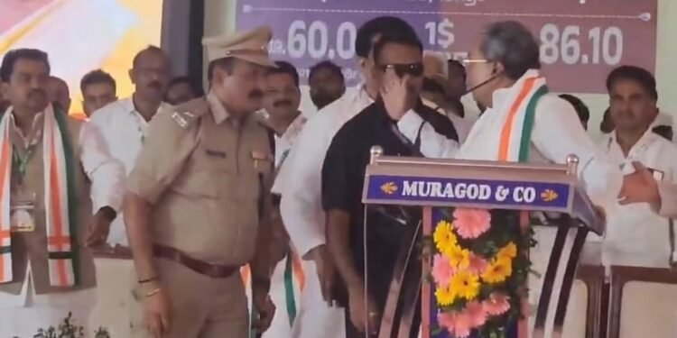 ಪೊಲೀಸ್ ಅಧಿಕಾರಿ ಮುಂದೆ ಸಿಎಂ ಪೌರುಷ; ‘ಕೈ’ ಮಾಡಲು ಮುಂದಾದಾದರೆ ಸಿದ್ದರಾಮಯ್ಯ?