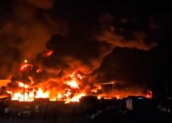 ಇರಾನ್ನ ಅತಿದೊಡ್ಡ ವಾಣಿಜ್ಯ ಬಂದರಿನಲ್ಲಿ ಭಾರಿ ಸ್ಫೋಟ: ಮೃತರ ಸಂಖ್ಯೆ 14ಕ್ಕೆ ಏರಿಕೆ