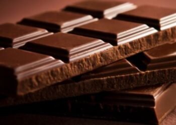 ಅಧಿಕ ರಕ್ತದೊತ್ತಡ? ಡಾರ್ಕ್ ಚಾಕೊಲೇಟ್, ಟೀ ಸಹಾಯ ಮಾಡಬಹುದು ಎಂದು ಅಧ್ಯಯನ ಹೇಳುತ್ತದೆ