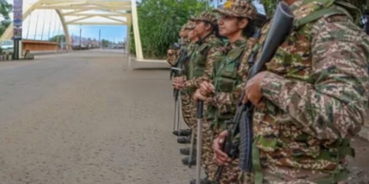 ಮಣಿಪುರ ಹಿಂಸಾಚಾರ ಹತ್ತಿಕ್ಕಲು ಸೇನೆ ಹರಸಾಹಸ; ಐದು ಜಿಲ್ಲೆಗಳಲ್ಲಿ ಇಂಟರ್ನೆಟ್ ಸ್ಥಗಿತ