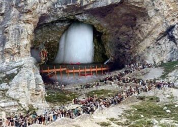 ಅಮರನಾಥ ಯಾತ್ರೆ: ಮೊದಲ ದಿನವೇ 12,300 ಆಸ್ತಿಕರಿಂದ ದರ್ಶನ