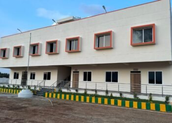 ಹಿರಿಯೂರಿನಲ್ಲಿ ನೂತನ ಬಸ್ ಘಟಕ ಉದ್ಘಾಟನೆ; ತಾಲ್ಲೂಕು ಕೇಂದ್ರಗಳಿಗೆ ಬಸ್ ಘಟಕ; ರಾಮಲಿಂಗಾರೆಡ್ಡಿ ಭರವಸೆ