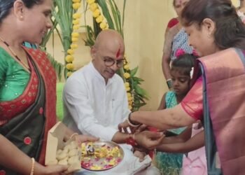 ಸಚಿವ ಶರಣಪ್ರಕಾಶ ಪಾಟೀಲರಿಗೆ ಗ್ರಾಮ ಸಹೋದರಿಯರಿಂದ ರಾಕಿ