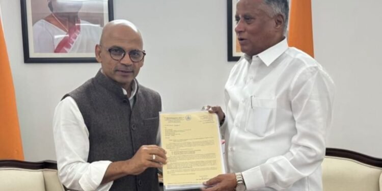 ಮಳಖೇಡ ರೋಡ್, ಕುರುಕುಂಟಾ ನಿಲ್ದಾಣದಲ್ಲಿ ಎಲ್ಲಾ ರೈಲುಗಳ ನಿಲುಗಡೆಗೆ ಸಚಿವ ಶರಣ್ ಪ್ರಕಾಶ್ ಪಾಟೀಲ್ ಆಗ್ರಹ