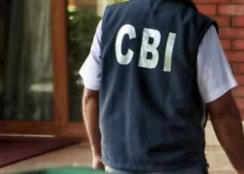 ಕೋಲ್ಕತ್ತಾ, ಬೆಂಗಳೂರು, ಮುಂಬೈ – ಬಿಲ್ಡರ್ಗಳ ಮನೆ, ಕಚೇರಿಗಳ ಮೇಲೆ ಸಿಬಿಐ ದಾಳಿ