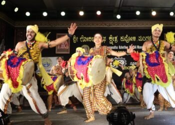 ಮಂಗಳೂರು ದಸರಾ: ಮನಸೂರೆಗೊಂಡ ಆಳ್ವಾಸ್ ಸಾಂಸ್ಕೃತಿಕ ವೈಭವ