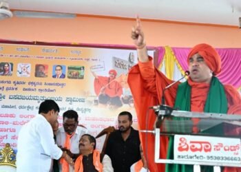 ಹಾರೋಗೇರಿಯಲ್ಲಿ 8ನೇ ಹಂತದ ಪಂಚಮಸಾಲಿ ಪ್ರತಿಜ್ಞಾ ಕ್ರಾಂತಿ ರಾಲಿ; 10000ಕ್ಕೂ ಹೆಚ್ಚು ಜನರು ಭಾಗಿ