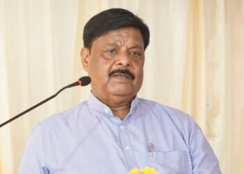 ಇಂದಿರಾ ಗಾಂಧಿ ವೃತ್ತಿ ಅಭಿವೃದ್ಧಿ ಕೇಂದ್ರ ಟೆಂಡರ್ ಆರೋಪ; ಸಚಿವ ಹೆಚ್.ಸಿ.ಮಹದೇವಪ್ಪ ಸ್ಪಷ್ಟನೆ