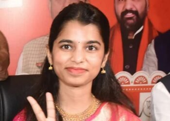 ಬಿಹಾರ ವಿಧಾನಸಭಾ ಚುನಾವಣೆ: ಗಾಯಕಿ ಮೈಥಿಲಿ ಠಾಕೂರ್‌ಗೆ ಬಿಜೆಪಿ ಟಿಕೆಟ್