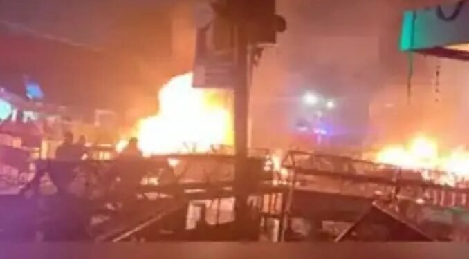 ದೆಹಲಿಯ ಕೆಂಪುಕೋಟೆ ಬಳಿ ಸ್ಫೋಟ; ರಾಷ್ಟ್ರ ರಾಜಧಾನಿಯಲ್ಲಿ ಹೈ ಅಲರ್ಟ್ ಘೋಷಣೆ