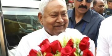 10ನೇ ಬಾರಿಗೆ ಬಿಹಾರ ಸಿಎಂ ಆಗಿ ನ.20 ರಂದು ನಿತೀಶ್ ಪ್ರಮಾಣವಚನ; ರಾಜ್ಯಪಾಲರೊಂದಿಗೆ ಚರ್ಚೆ