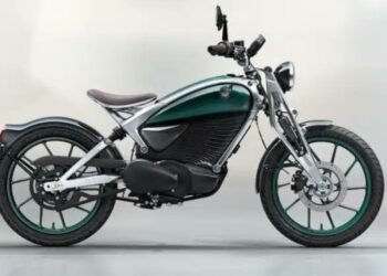 ರಾಯಲ್ ಎನ್‌ಫೀಲ್ಡ್ ಫ್ಲೈಯಿಂಗ್ ಫ್ಲೀ S6 ಎಲೆಕ್ಟ್ರಿಕ್ ಸ್ಕ್ರ್ಯಾಂಬ್ಲರ್ EICMA 2025ರಲ್ಲಿ ಅನಾವರಣ