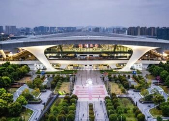 ಚೀನಾದ ಐಕಾನಿಕ್ ‘ಹ್ಯಾಂಗ್ಝೌ’ ಸ್ಫೂರ್ತಿ; ಬೆಂಗಳೂರಿನಲ್ಲೂ ಮಹತ್ವಾಕಾಂಕ್ಷೆಯ ರೈಲ್ವೆ ಟರ್ಮಿನಲ್