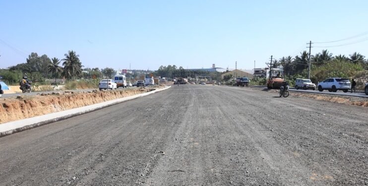 ನೆಲಮಂಗಲ-ತುಮಕೂರು 12 ಪಥಗಳ ಹೆದ್ದಾರಿ ಕಾಮಗಾರಿ 2027ರ ಮಾರ್ಚ್ ತಿಂಗಳೊಳಗೆ ಪೂರ್ಣ; ಸುಧಾಕರ್