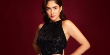 ಎರಡು ಭಾಷೆಗಳಲ್ಲಿ ಚಿತ್ರೀಕರಣದ ಮೊದಲ ಚಿತ್ರ ‘ಡಕೋಯಿಟ್’: ಮೃಣಾಲ್ ಠಾಕೂರ್