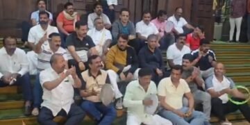 ‘ಅಬಕಾರಿ ಲಂಚಾವತಾರ’: ತಿಮ್ಮಾಪುರ ರಾಜೀನಾಮೆಗೆ ಆಗ್ರಹಿಸಿ ಬಿಜೆಪಿ – ಜೆಡಿಎಸ್ ಶಾಸಕರ ಅಹೋರಾತ್ರಿ ಧರಣಿ