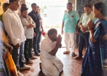 ಶಿರೂರು ಶಾಲೆಯ SSLC ಚಮತ್ಕಾರ: 35% ರಿಂದ 94%ಕ್ಕೆ ಜಿಗಿತ, ಗುರುವಿನ ಪಾದಕ್ಕೆ ಶಿರಬಾಗಿದ ಶಾಸಕ ಗುರುರಾಜ್ ಗಂಟಿಹೊಳೆ