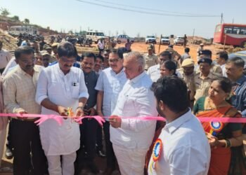 ಕಿತ್ತೂರಿನಲ್ಲಿ ನೂತನ ಬಸ್ ಘಟಕ; ಚೆನ್ನಮ್ಮನ ನಾಡಿನ ಜನತೆಗೆ ವಾಯುವ್ಯ ಸಾರಿಗೆಯಿಂದ ಮತ್ತಷ್ಟು ಸೌಲಭ್ಯ