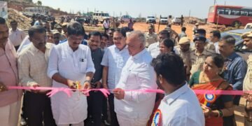 ಕಿತ್ತೂರಿನಲ್ಲಿ ನೂತನ ಬಸ್ ಘಟಕ; ಚೆನ್ನಮ್ಮನ ನಾಡಿನ ಜನತೆಗೆ ವಾಯುವ್ಯ ಸಾರಿಗೆಯಿಂದ ಮತ್ತಷ್ಟು ಸೌಲಭ್ಯ