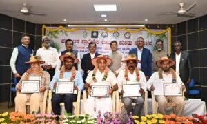 ಹವಾಮಾನ ವೈಪರೀತ್ಯ ತಡೆಗೆ ಲಾವಂಚ ಬೆಳೆ ಪರಿಣಾಮಕಾರಿ: ಅಶೋಕ್ ದಳವಾಯಿ